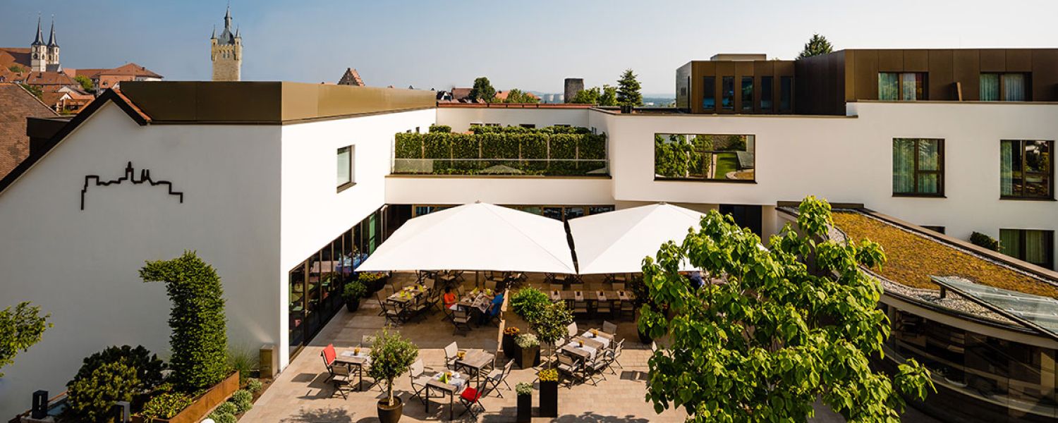 Terrasse geöffnet